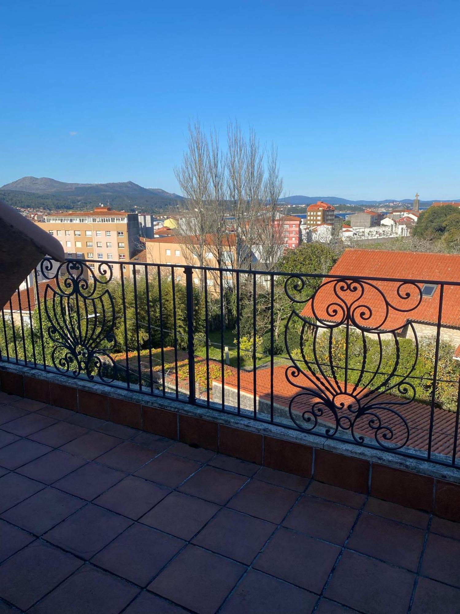 Chalet Entero Confort Ribeira Esterno foto